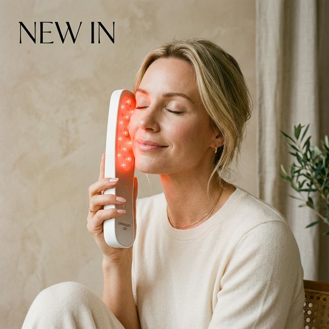 ALORA LED Light Therapy Panel
